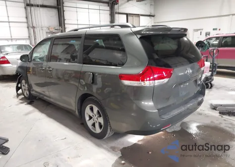 2011 Toyota Sienna Le V6 from USA, damaged, VIN 5TDKK3DC0BS061163